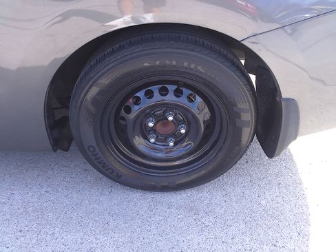 Used 2012 Honda Civic LX image 31