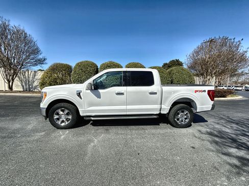Used 2022 Ford F150 XLT image 1