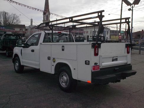 Used 2022 Ford F250 XL image 8