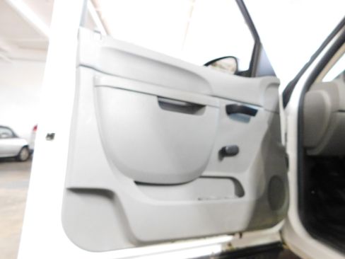 Used 2013 Chevrolet Silverado 1500 W/T image 14