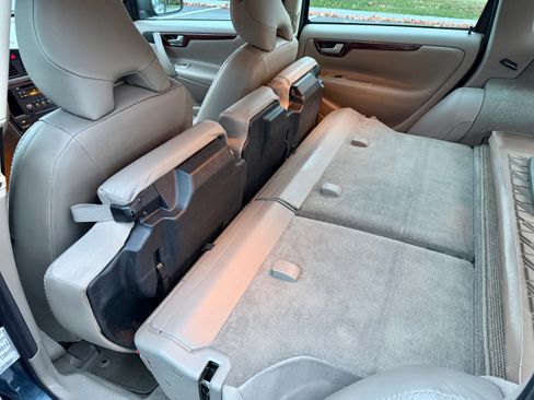 Used 2005 Volvo XC70 image 78