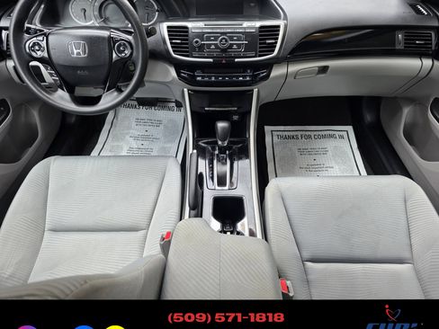 Used 2017 Honda Accord LX Sedan image 9