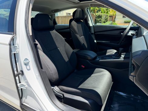 Used 2024 Honda Accord EX image 19