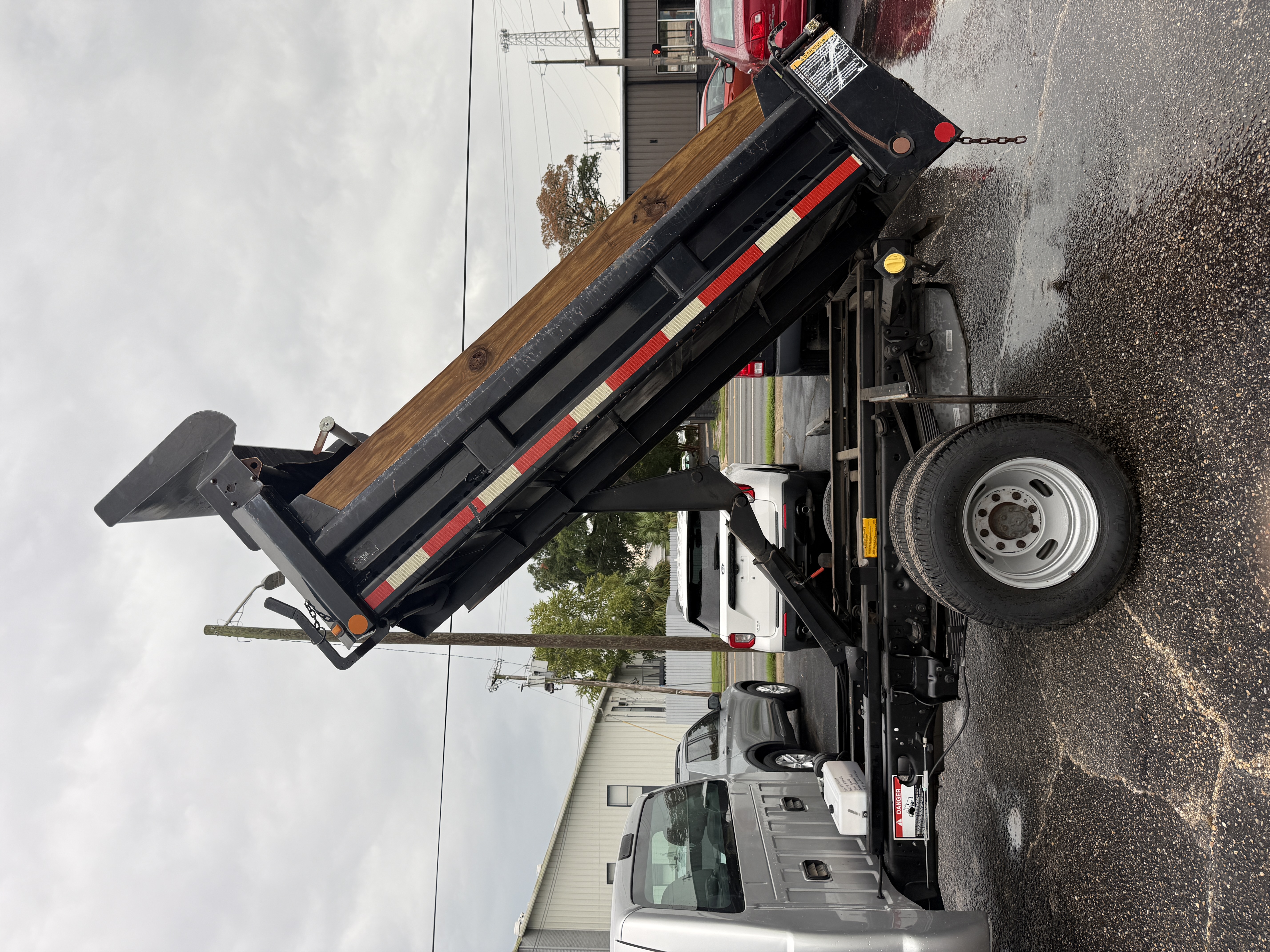 Used 2015 Ford F350 2WD Regular Cab DRW Super Duty image 5