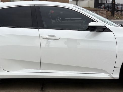 Used 2019 Honda Civic EX image 8