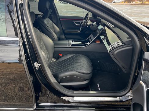 Used 2021 Mercedes-Benz S 580 image 21