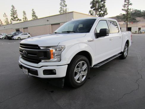 Used 2018 Ford F150 XLT image 10