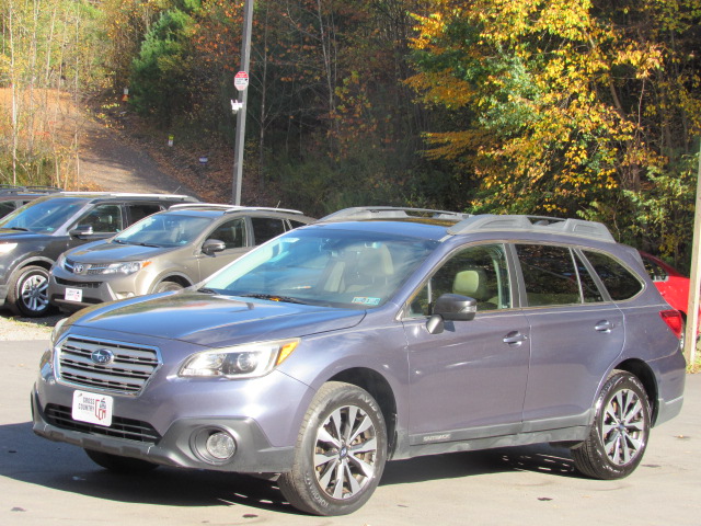 Used 2017 Subaru Outback 2.5i Limited AWD/4WD image 2