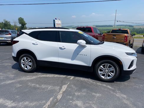 Used 2022 Chevrolet Blazer LT image 3
