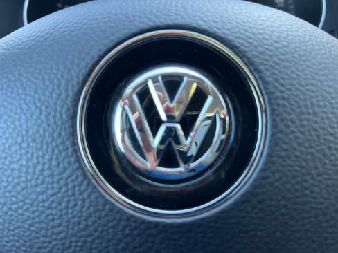 Used 2017 Volkswagen Passat 1.8T S image 5