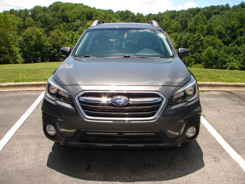 Used 2019 Subaru Outback 3.6R Limited AWD/4WD image 15