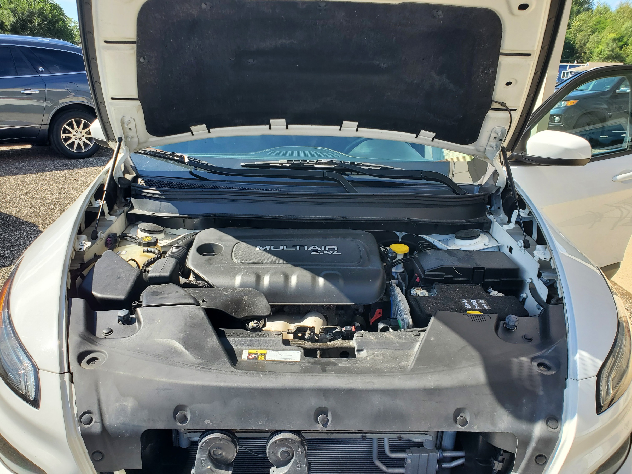 Used 2018 Jeep Cherokee 4WD Latitude image 9