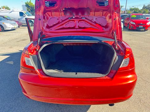 Used 2010 Mitsubishi Galant image 22