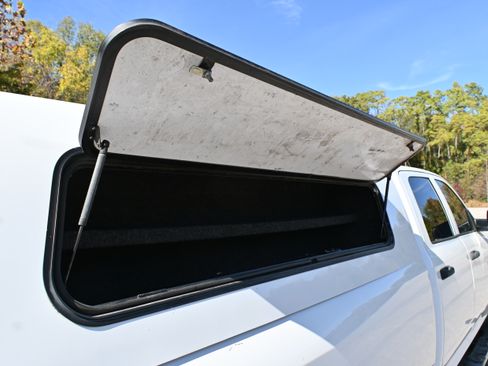 Used 2015 RAM 2500 Tradesman image 17