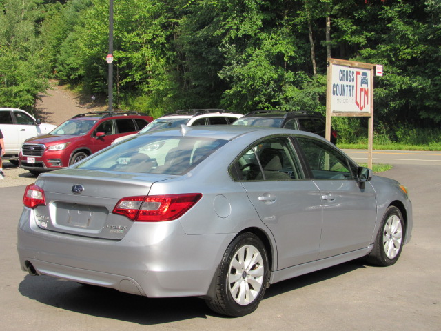 Used 2016 Subaru Legacy 2.5i Premium AWD/4WD image 8