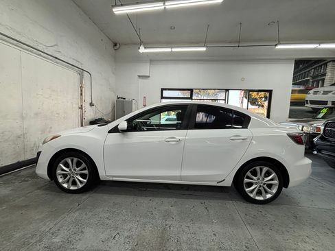 Used 2011 MAZDA MAZDA3 s Sport image 8