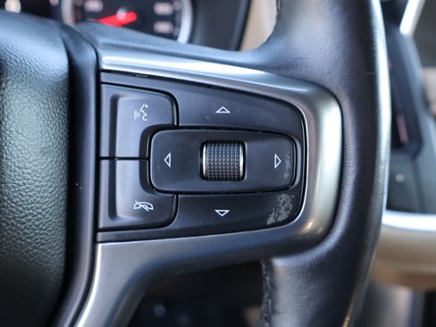 Used 2021 Chevrolet Suburban Premier image 27