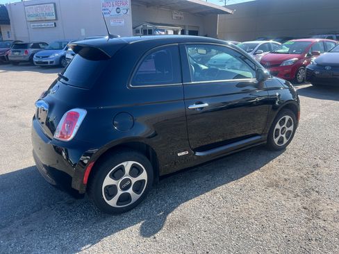 Used 2017 FIAT 500 e Hatchback FWD image 14
