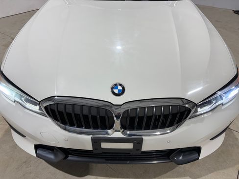 Used 2020 BMW 330i xDrive w/ Driver Assist image 4