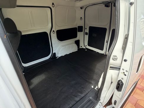 Used 2020 Nissan NV200 SV Van 4D FWD image 8