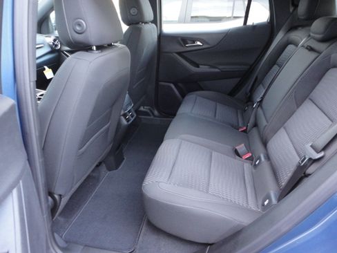 New 2026 Chevrolet Equinox AWD LT image 16