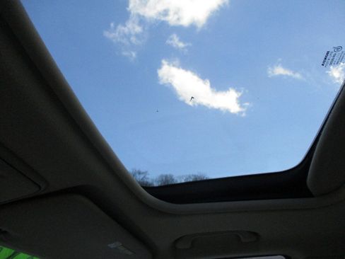 Used 2005 Honda CR-V EX image 32