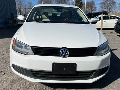 Used 2014 Volkswagen Jetta SE image 3