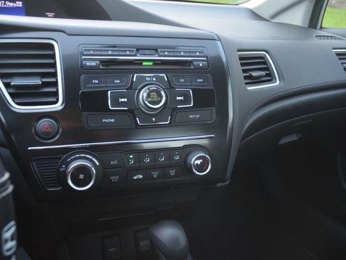 Used 2013 Honda Civic LX image 16