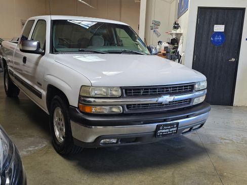 Used 1999 Chevrolet Silverado 1500 LS image 4