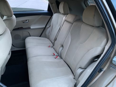 Used 2013 Toyota Venza LE image 15