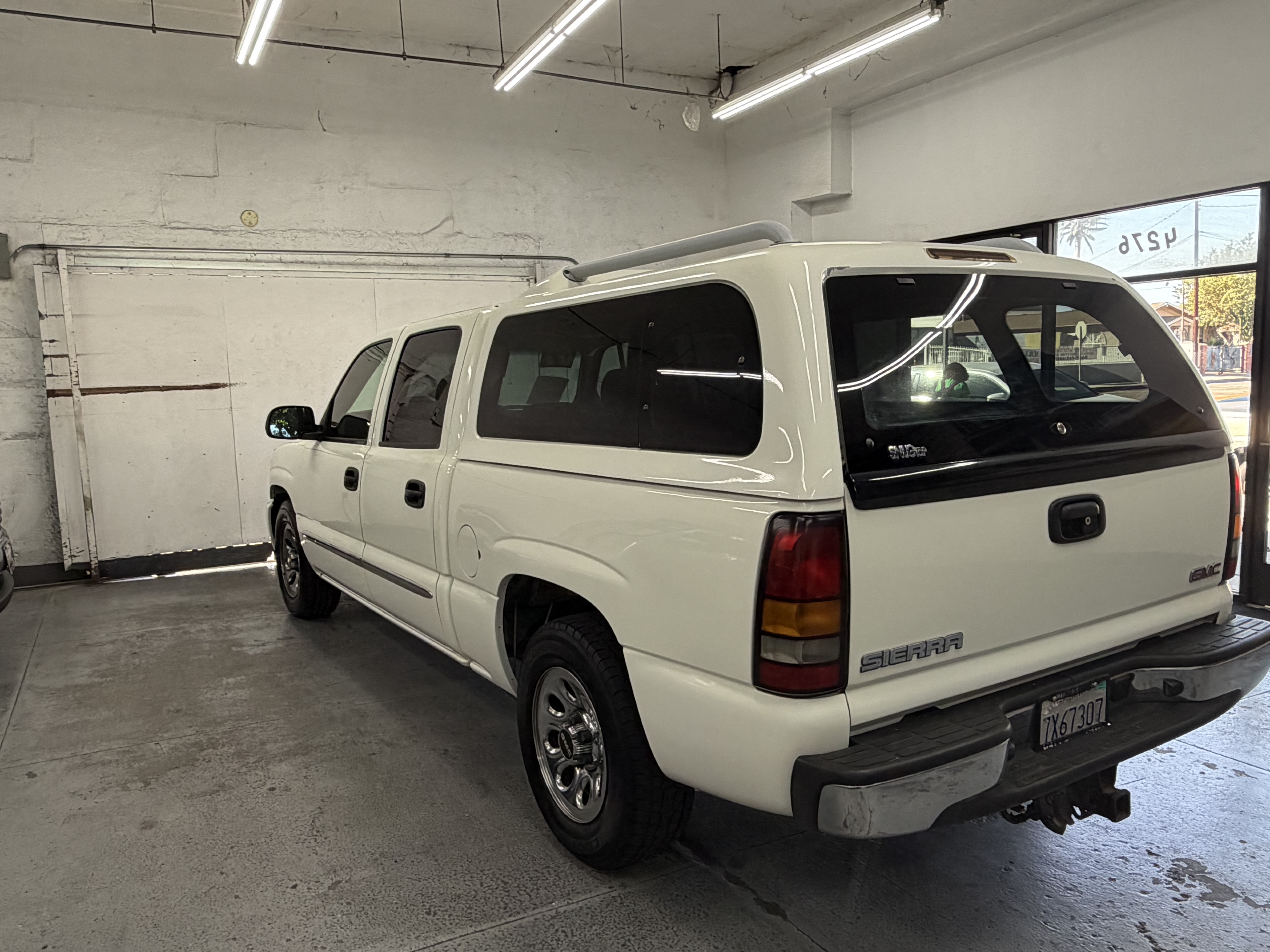 Used 2007 GMC Sierra 1500 2WD Crew Cab image 4