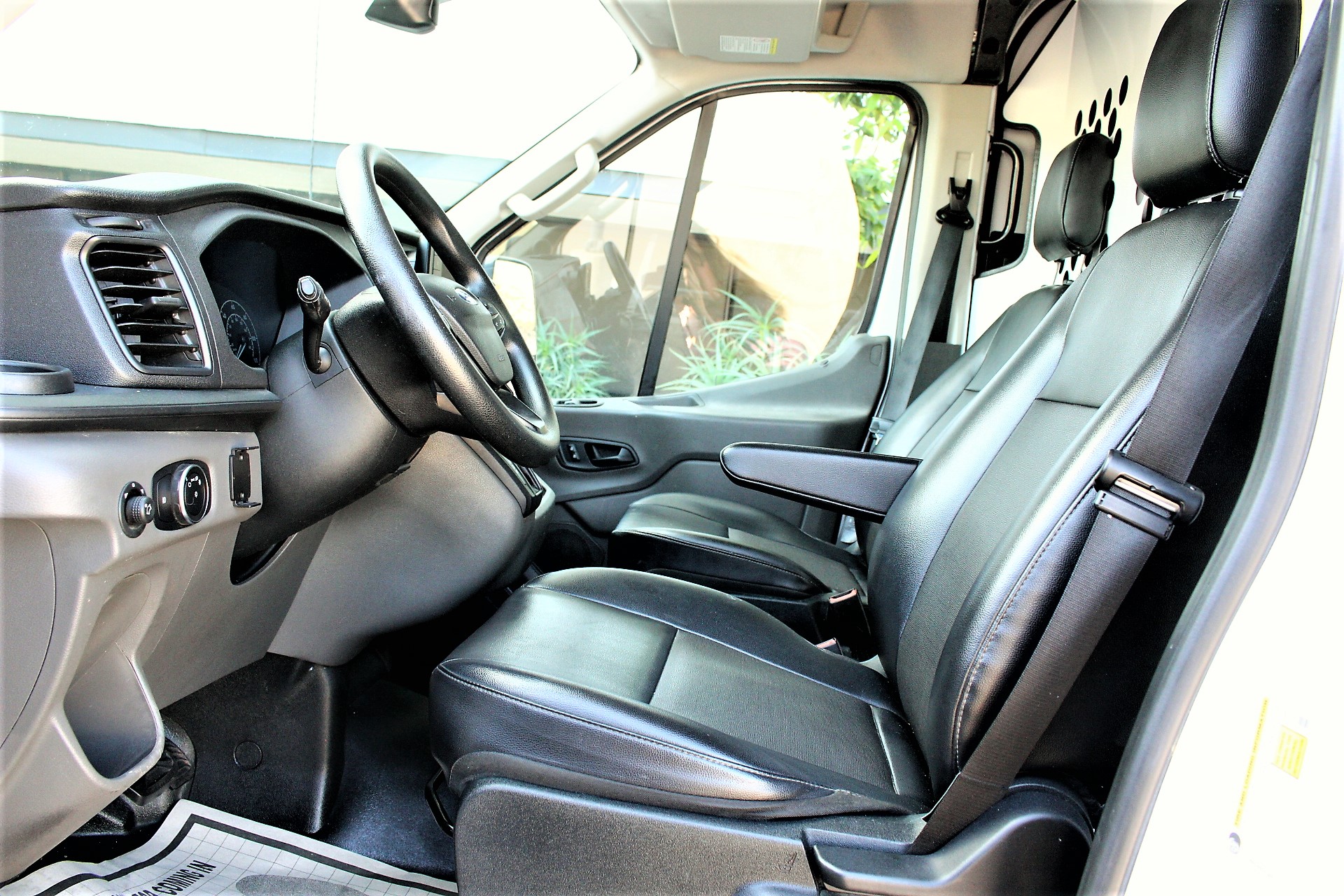 Used 2020 Ford Transit 250 Medium Roof RWD image 20