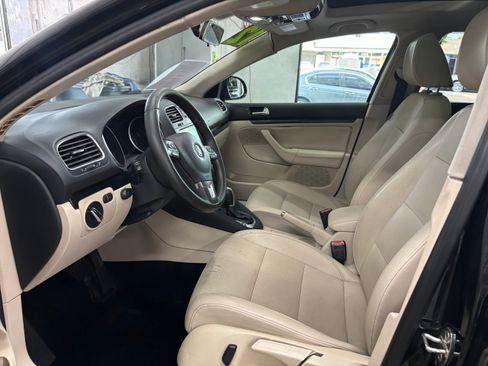 Used 2012 Volkswagen Jetta image 10