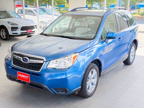Used 2015 Subaru Forester 2.5i Premium AWD/4WD image 3