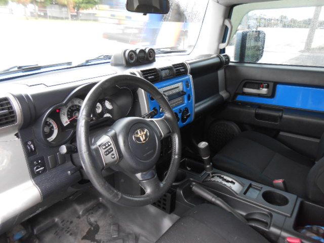 Used 2007 Toyota FJ Cruiser 2WD image 11