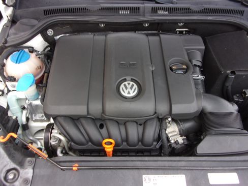 Used 2012 Volkswagen Jetta 2.5 SE image 13