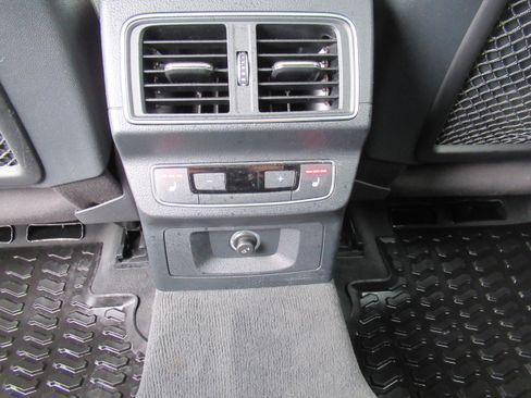 Used 2018 Audi Q5 2.0T Premium Plus image 23