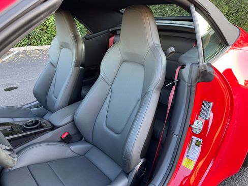 Used 2024 Porsche 911 Carrera GTS RWD image 21