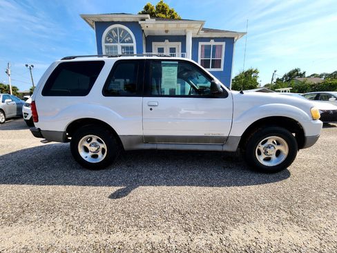 Used 2001 Ford Explorer XLT image 5