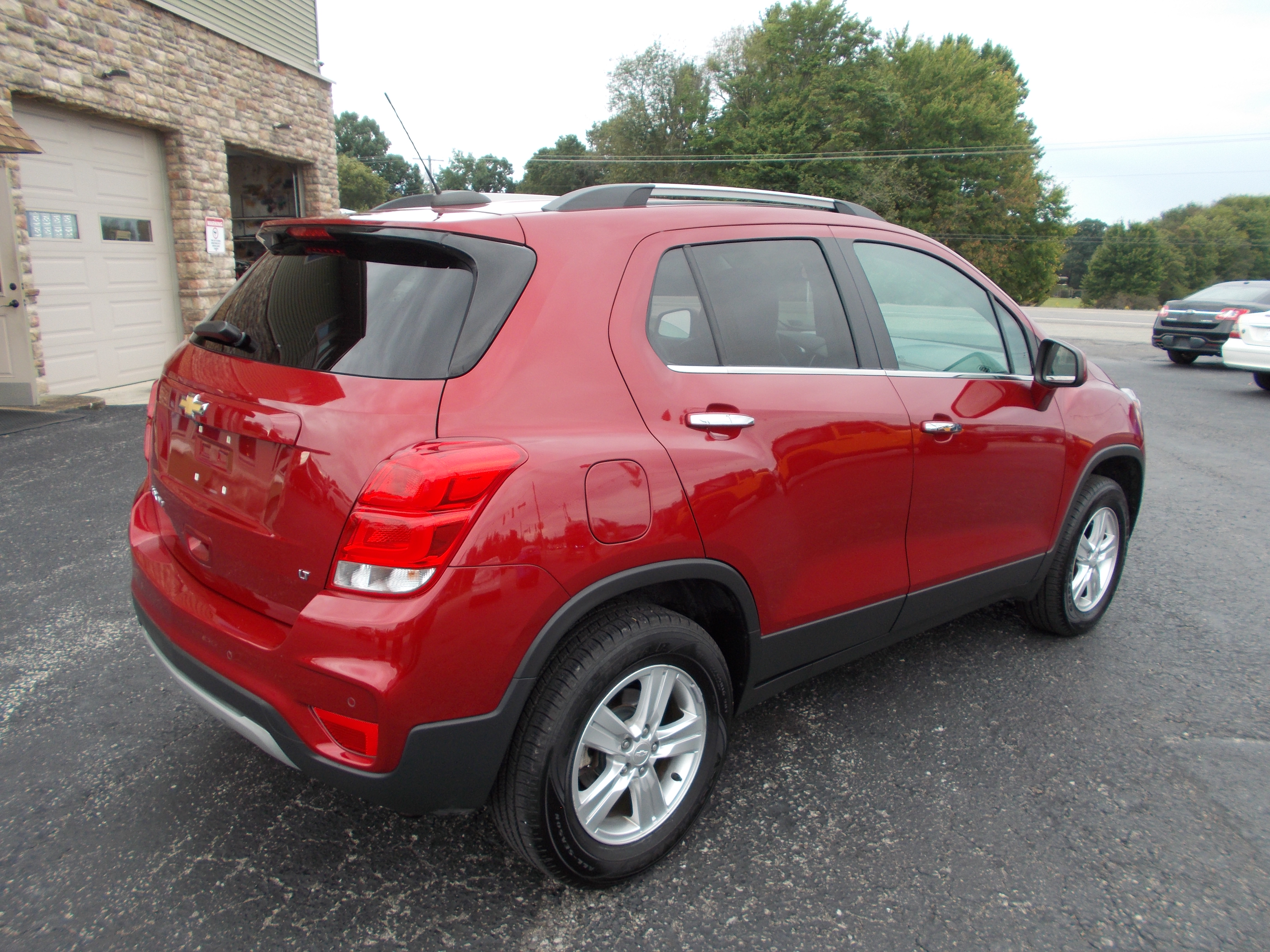 Used 2019 Chevrolet Trax AWD LT w/ 1LT image 5