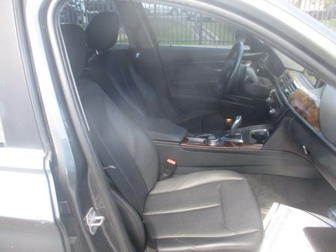 Used 2015 BMW 328i Sedan RWD image 9