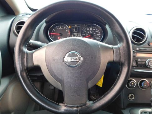 Used 2015 Nissan Rogue Select S image 16