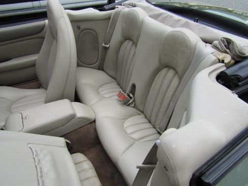 Used 2000 Jaguar XK8 Convertible RWD image 11