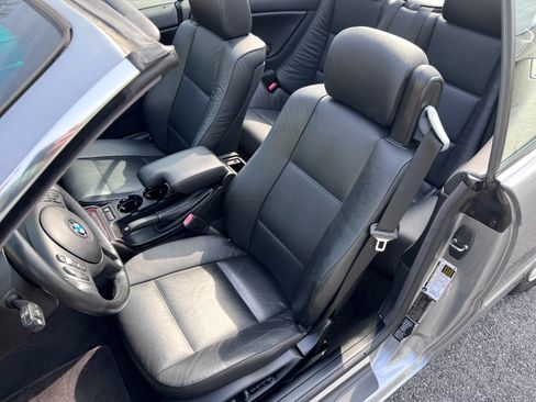 Used 2004 BMW 325Ci RWD image 14