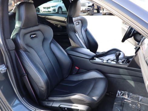 Used 2018 BMW M4 Competition image 20