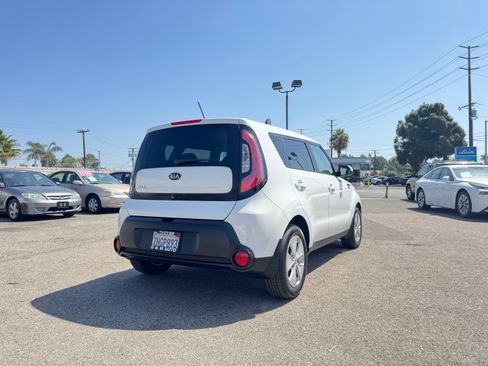 Used 2015 Kia Soul UNAVAIL FWD image 8