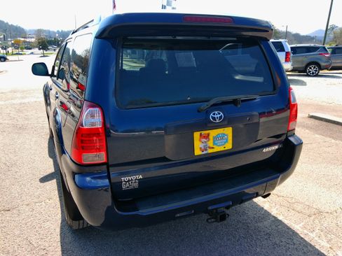 Used 2007 Toyota 4Runner Limited image 10