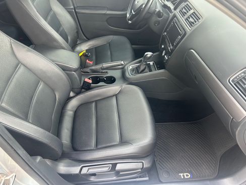 Used 2015 Volkswagen Jetta Sedan FWD image 10