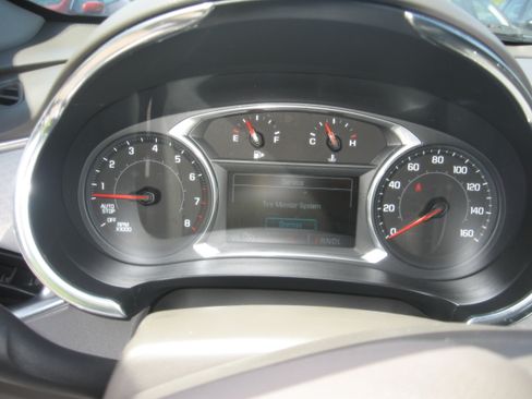 Used 2016 Chevrolet Malibu LT FWD image 10