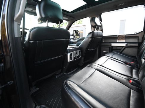 Used 2018 Ford F350 Lariat image 46